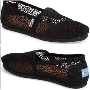 Black crochet Toms